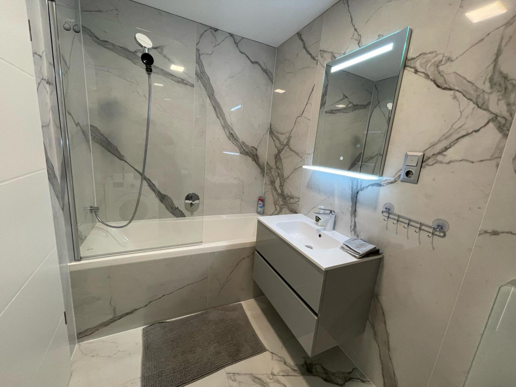 Luxury Apartments In Balatonalmadi, Almadi Lux Apartman II - Crystal White Ngoại thất bức ảnh